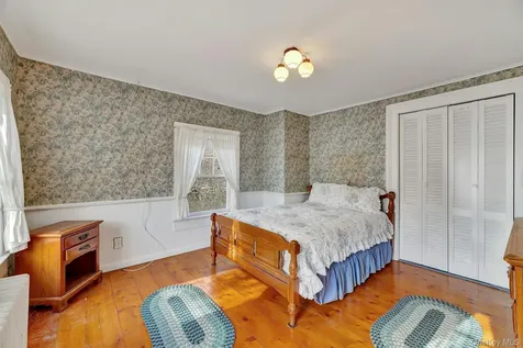 1760 Albertson Lane Greenport NY 11944