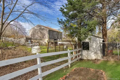 1760 Albertson Lane Greenport NY 11944