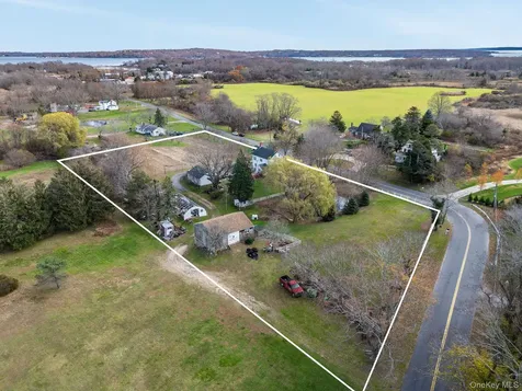 1760 Albertson Lane Greenport NY 11944