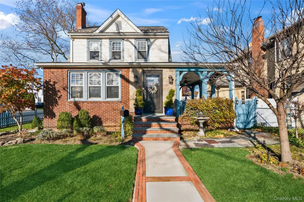 115 Wicks Lane Malverne NY 11565