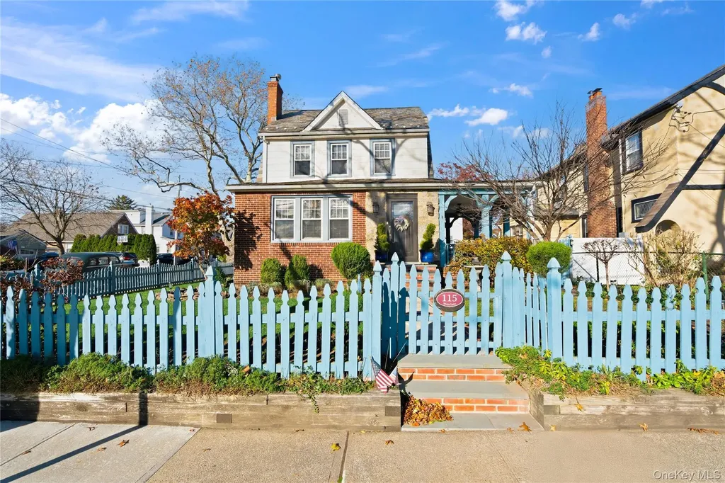 115 Wicks Lane Malverne NY 11565