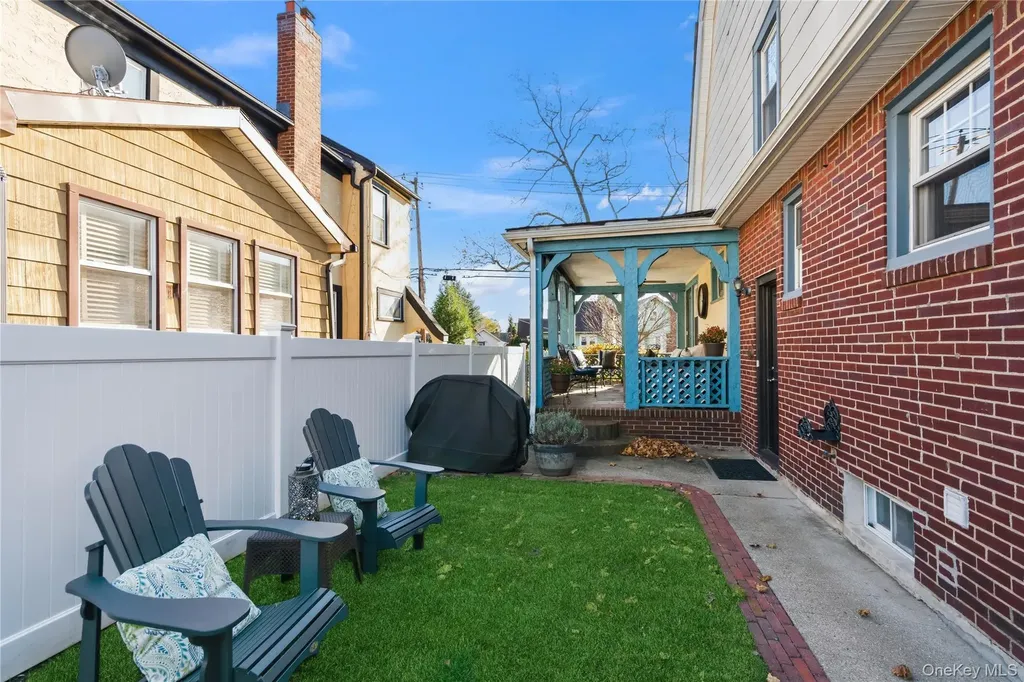 115 Wicks Lane Malverne NY 11565