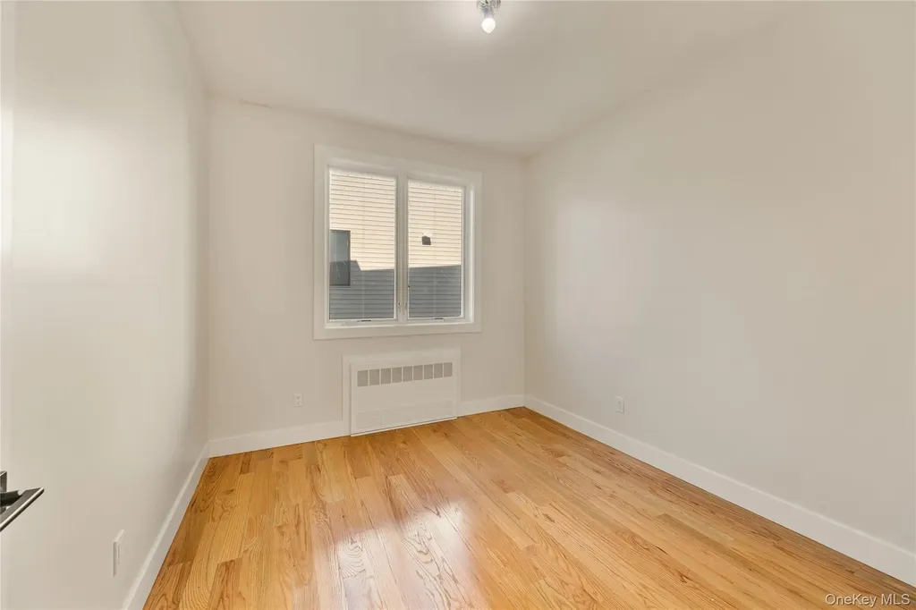 17 Lazer Court Spring Valley NY 10977