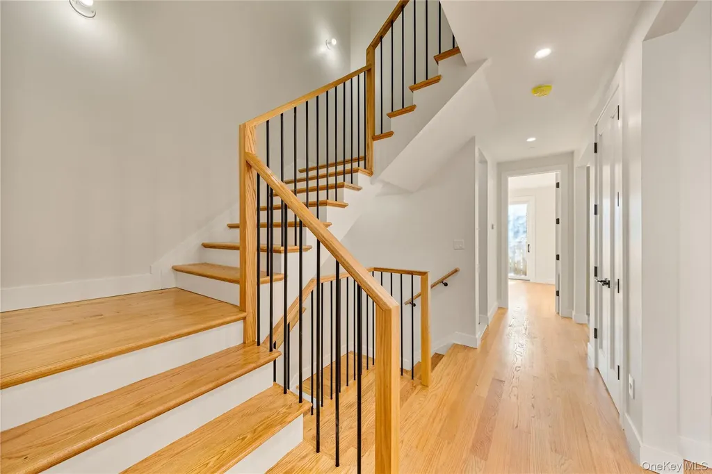 17 Lazer Court Spring Valley NY 10977