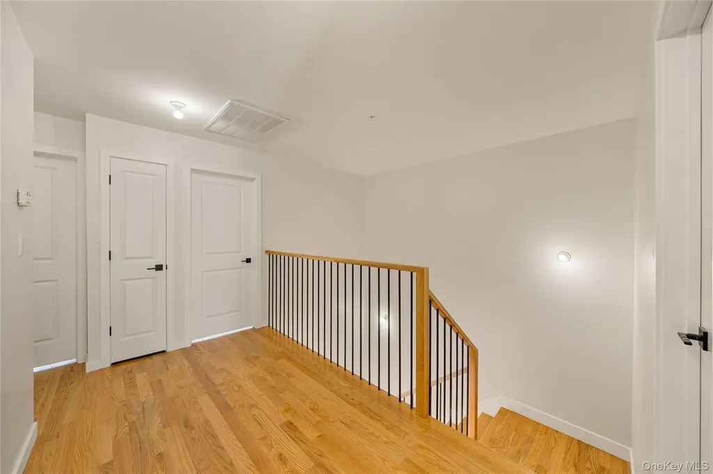 17 Lazer Court Spring Valley NY 10977
