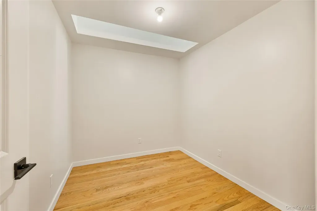 17 Lazer Court Spring Valley NY 10977