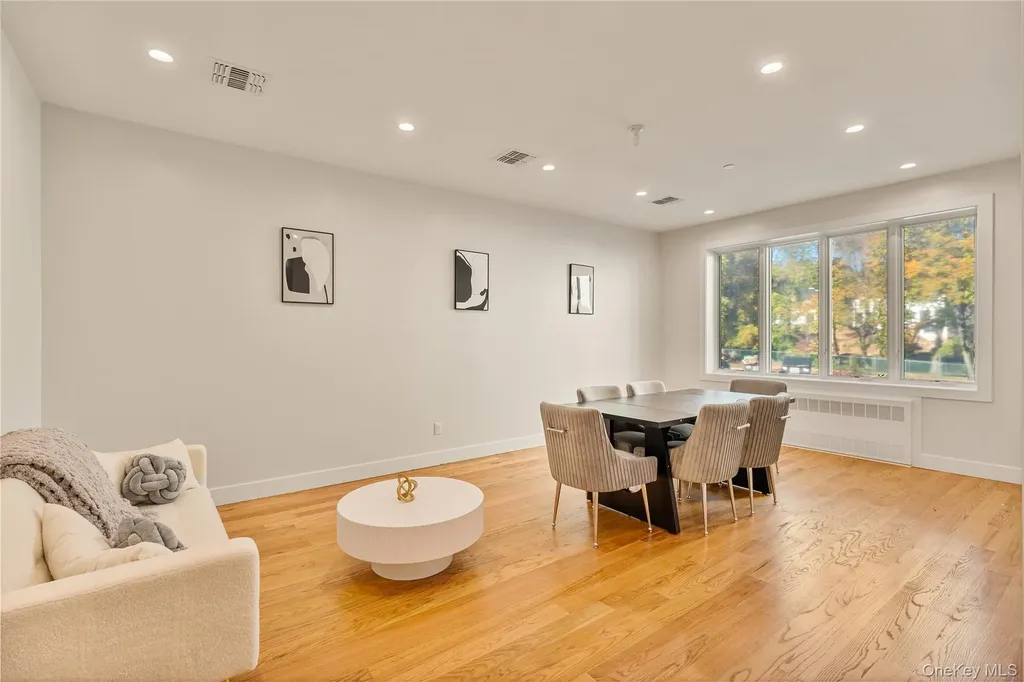 17 Lazer Court Spring Valley NY 10977