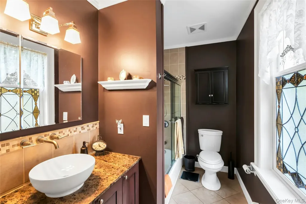 24 Elm Avenue Smithtown NY 11787