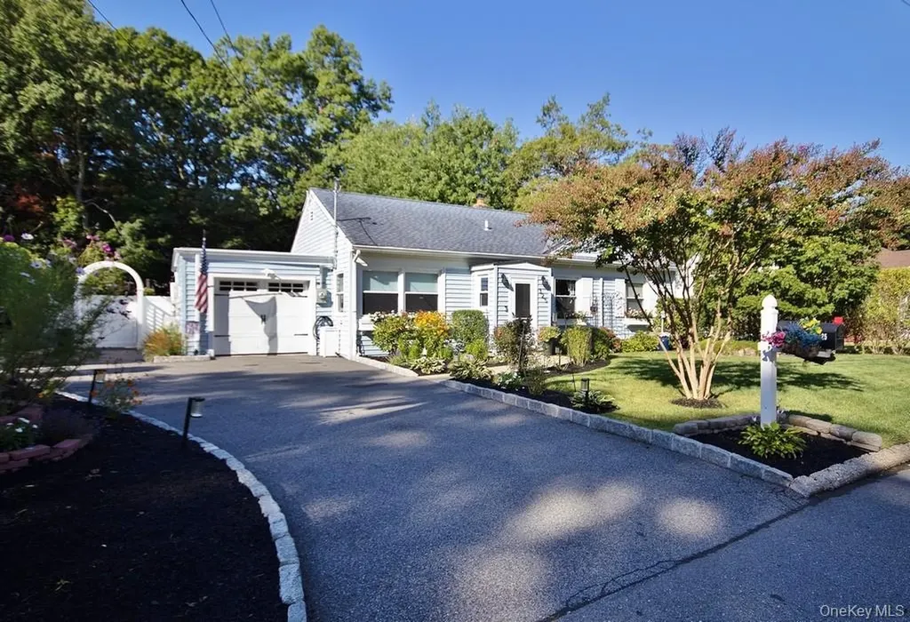 325 County Center Road White Plains NY 10603