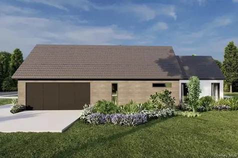 8 Bear Hollow Lane Hyde Park NY 12538