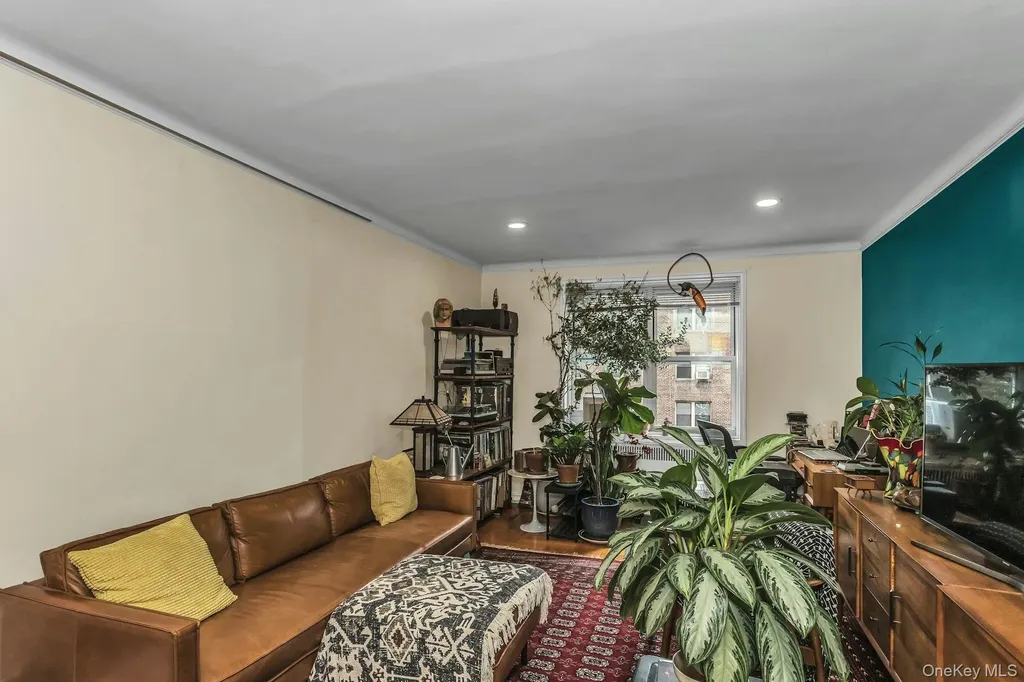 99-45 67th Road Forest Hills NY 11375
