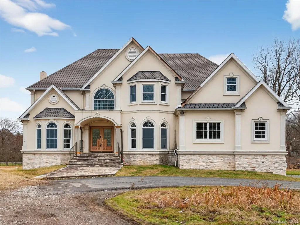 120 E Willow Tree Road Spring Valley NY 10977