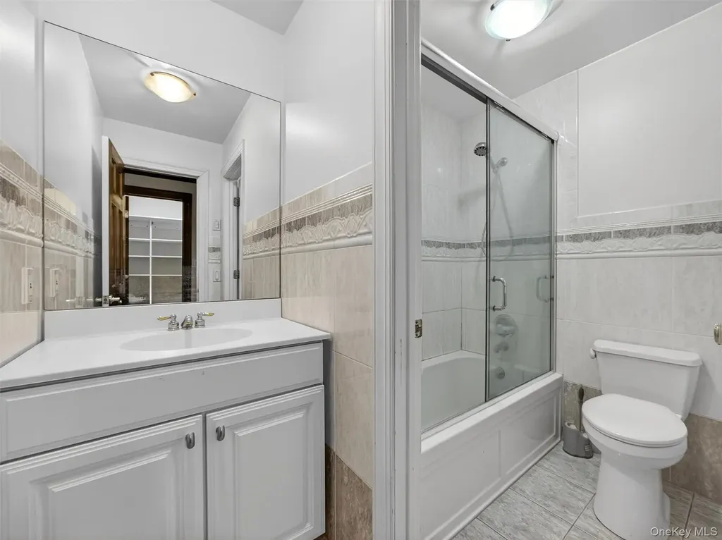 120 E Willow Tree Road Spring Valley NY 10977