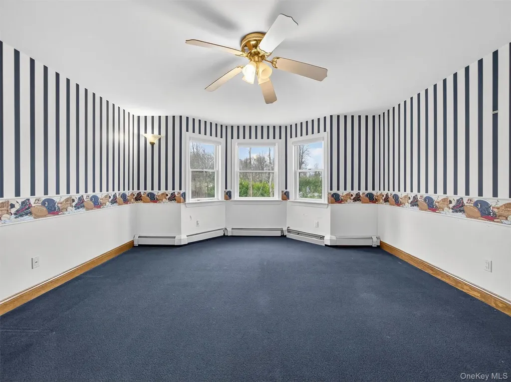 120 E Willow Tree Road Spring Valley NY 10977