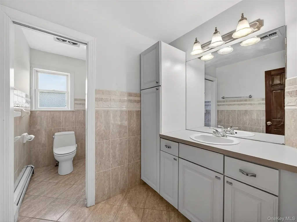 120 E Willow Tree Road Spring Valley NY 10977