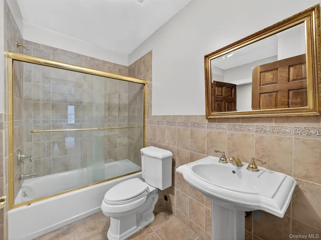 120 E Willow Tree Road Spring Valley NY 10977