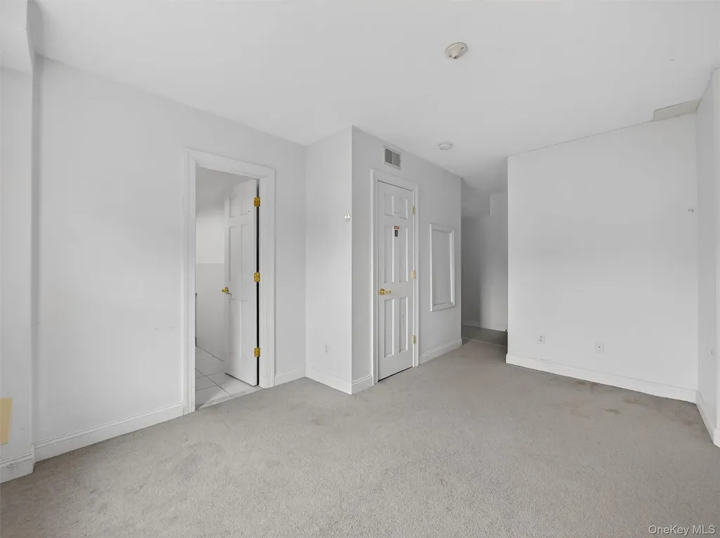 120 E Willow Tree Road Spring Valley NY 10977