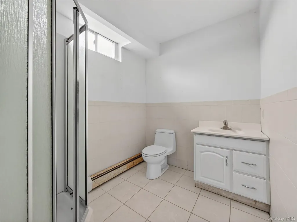 120 E Willow Tree Road Spring Valley NY 10977