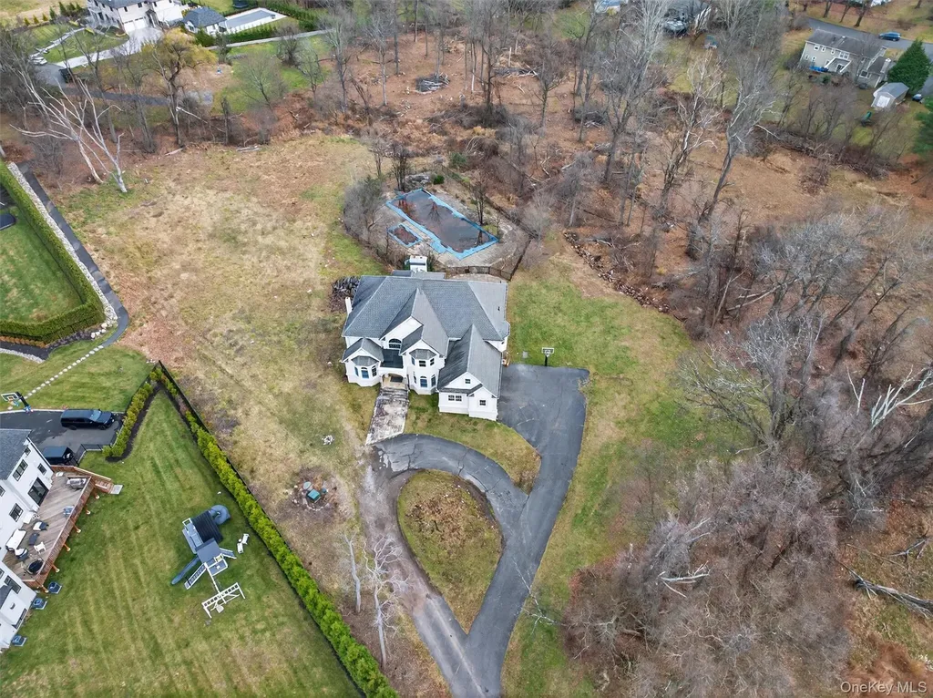 120 E Willow Tree Road Spring Valley NY 10977