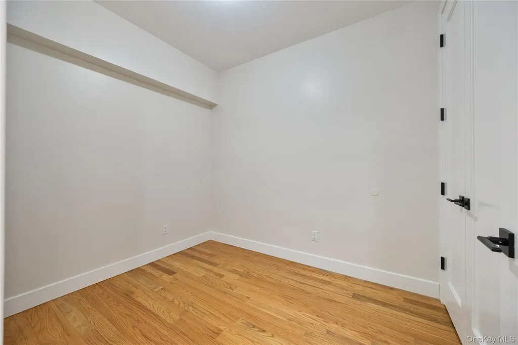 17 Lazer Court Spring Valley NY 10977