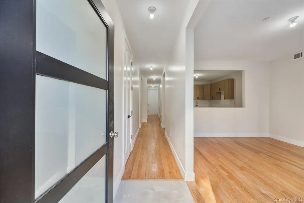17 Lazer Court Spring Valley NY 10977