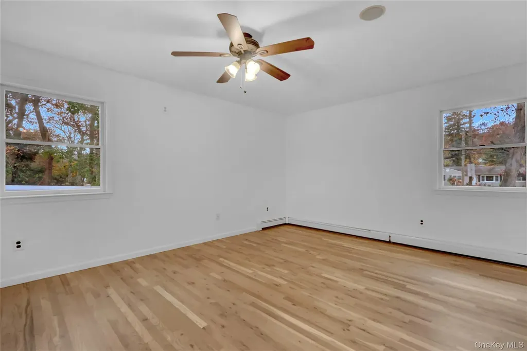 415 Pond Path East Setauket NY 11733