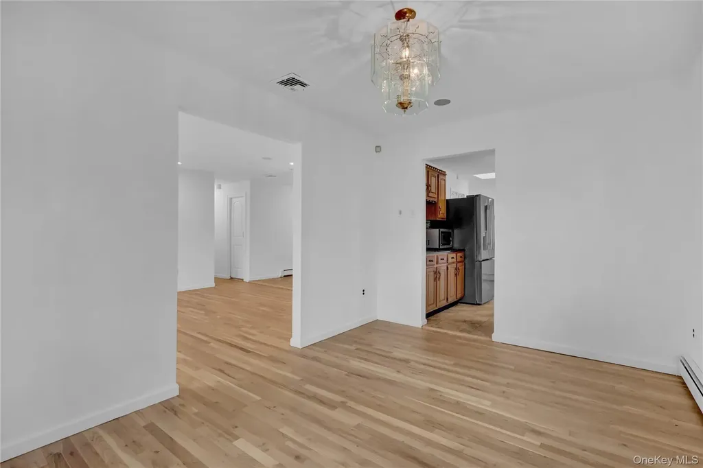 415 Pond Path East Setauket NY 11733