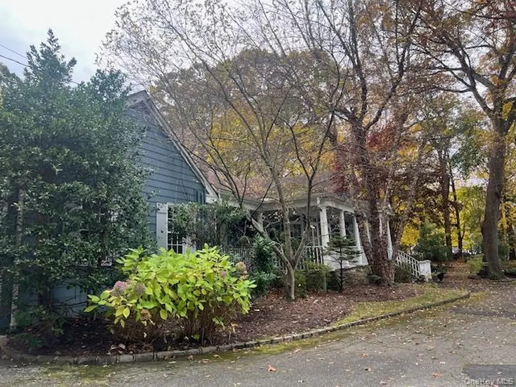 229 Route 106 Muttontown NY 11753