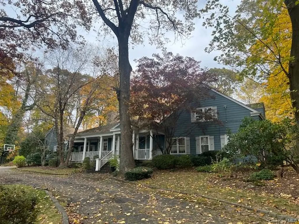 229 Route 106 Muttontown NY 11753