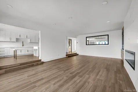 29-41 218th Street Bayside NY 11360