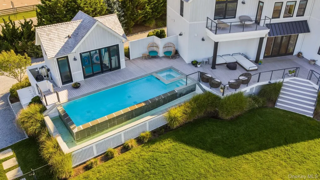 102 & 92 Dune Road Westhampton Beach NY 11978