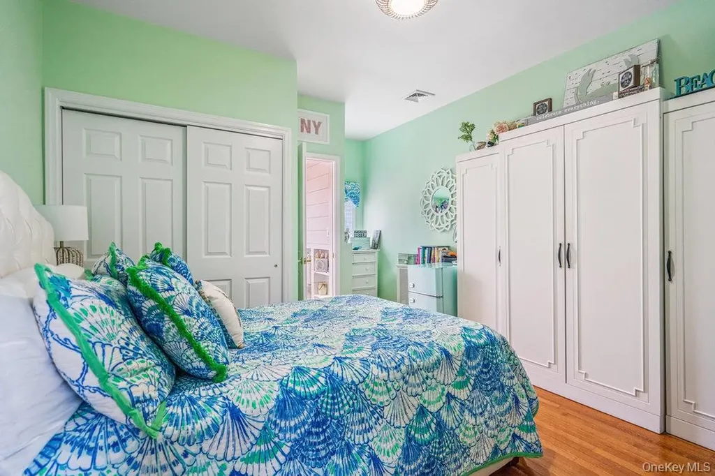 1 Bayview Avenue Islip NY 11751