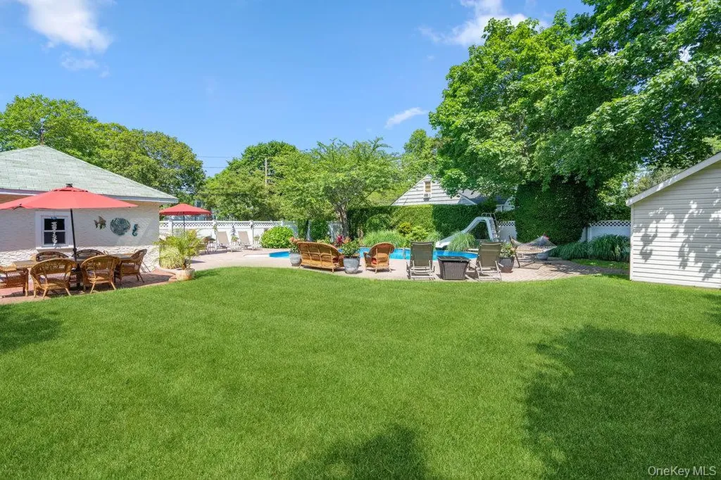 1 Bayview Avenue Islip NY 11751