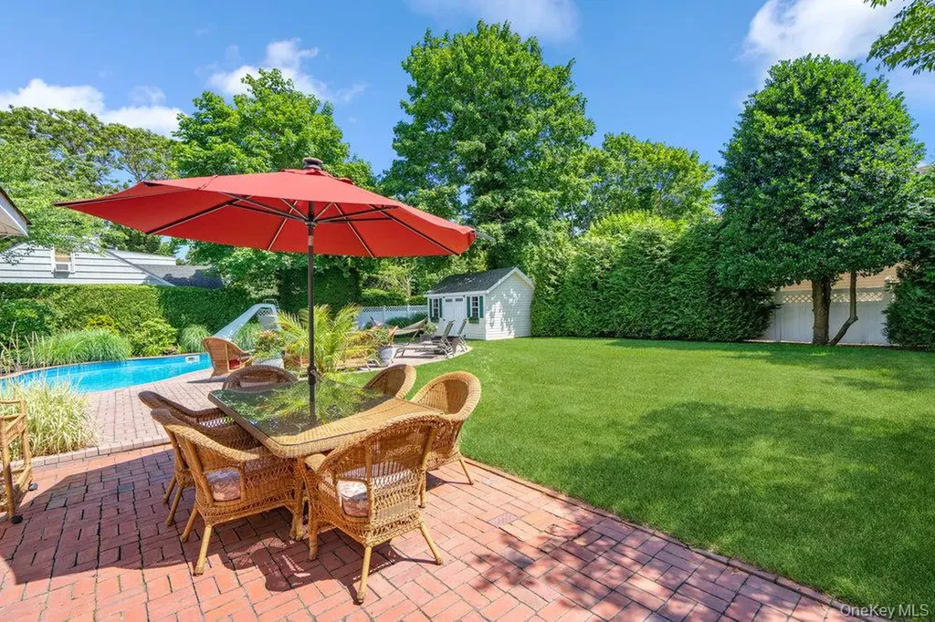 1 Bayview Avenue Islip NY 11751
