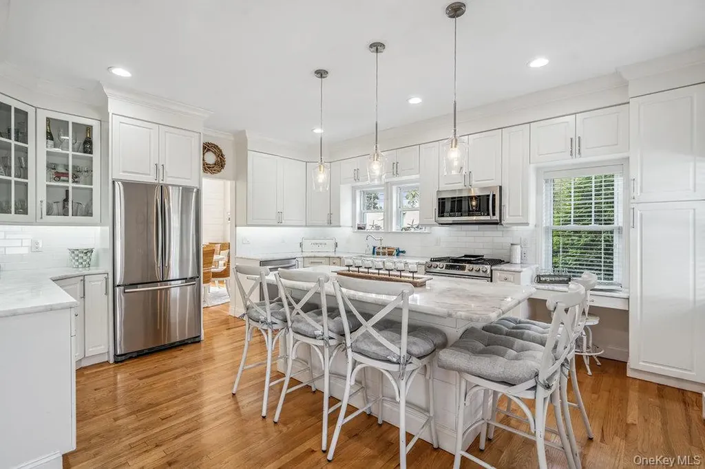 1 Bayview Avenue Islip NY 11751