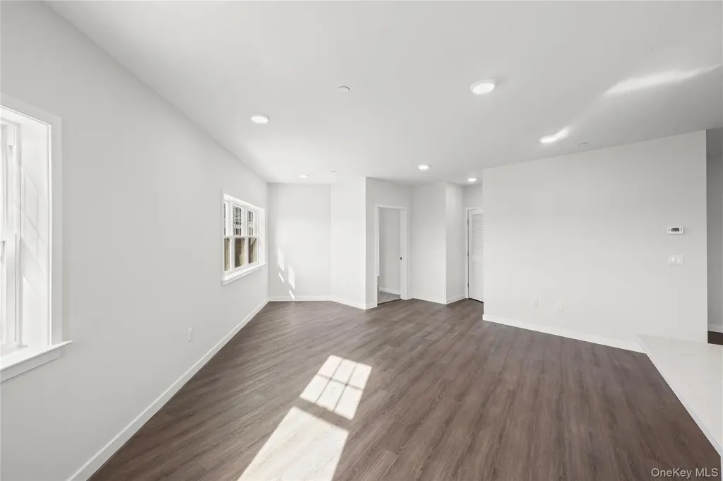 227 4th Avenue Bay Shore NY 11706