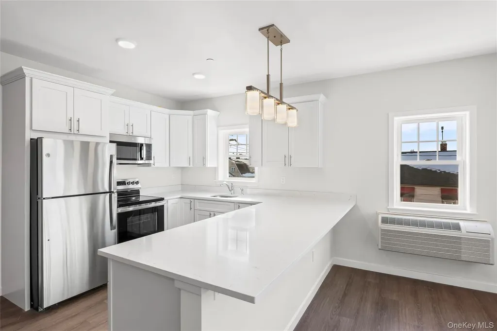 227 4th Avenue Bay Shore NY 11706