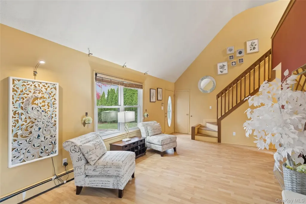 3 Meadowgrass Lane Southampton NY 11968