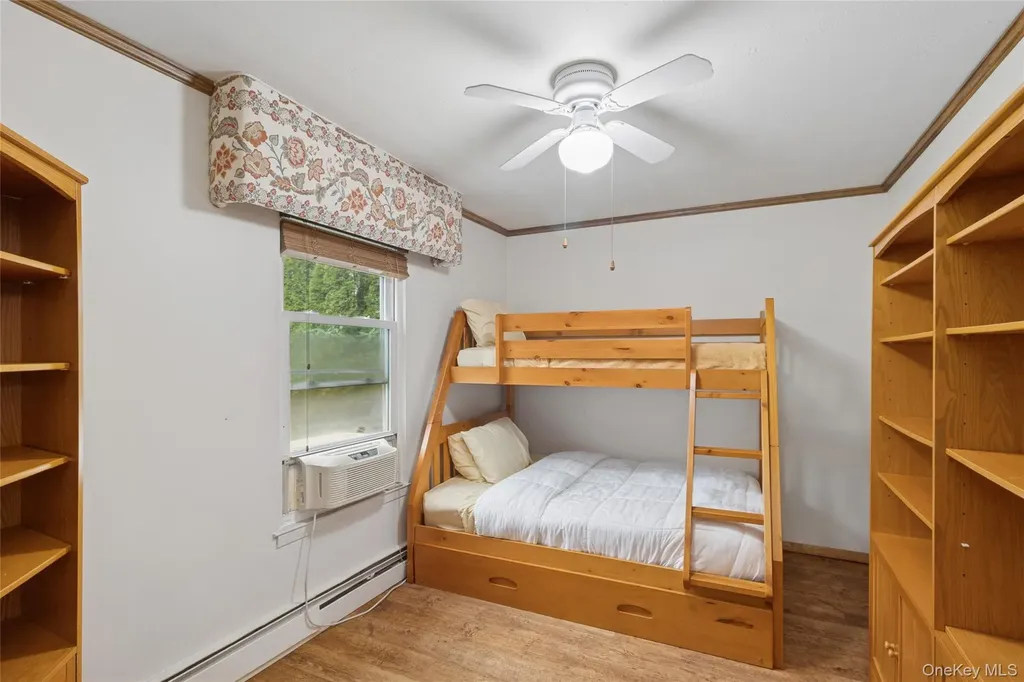 3 Meadowgrass Lane Southampton NY 11968