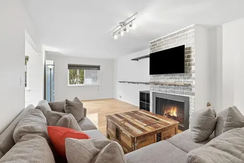 25 Barker Street Mount Kisco NY 10549