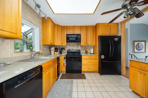 21 N Gate Road Carmel NY 10512