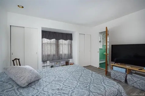 21 N Gate Road Carmel NY 10512