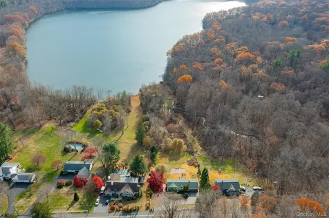 21 N Gate Road Carmel NY 10512