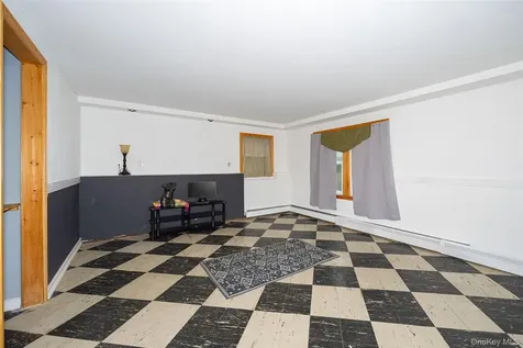 21 N Gate Road Carmel NY 10512