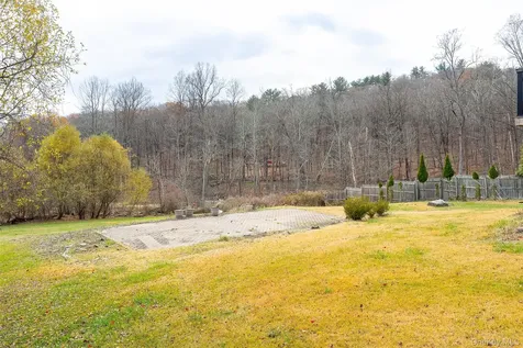 21 N Gate Road Carmel NY 10512