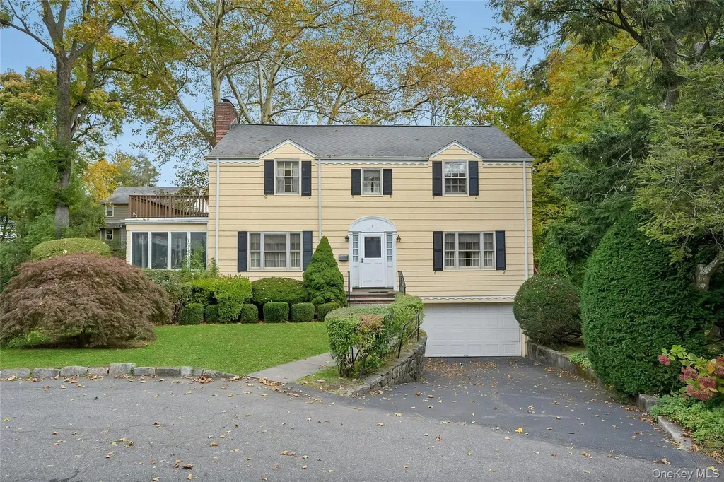 11 Beverly Place Larchmont NY 10538