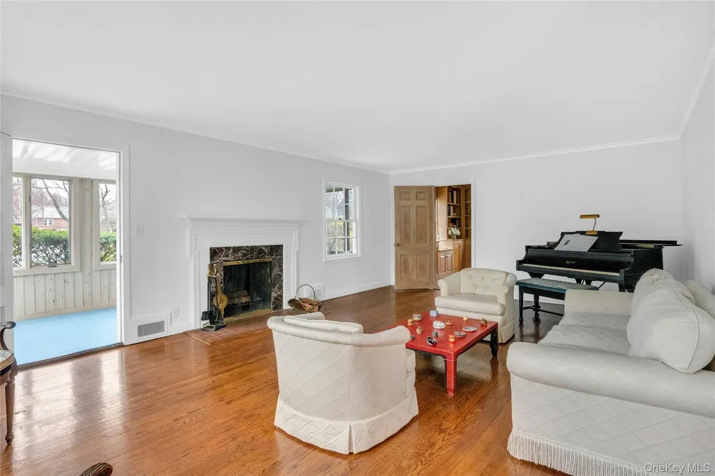 11 Beverly Place Larchmont NY 10538