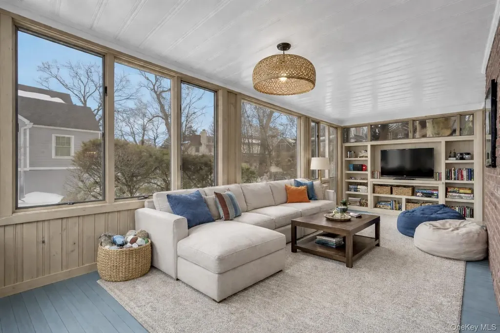 11 Beverly Place Larchmont NY 10538