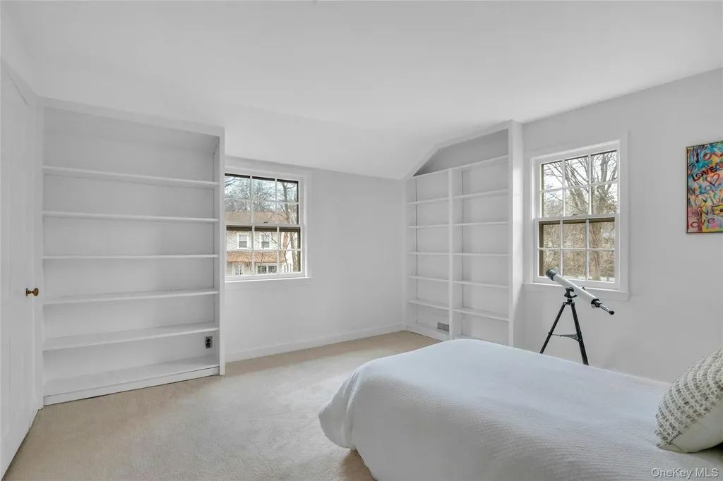 11 Beverly Place Larchmont NY 10538