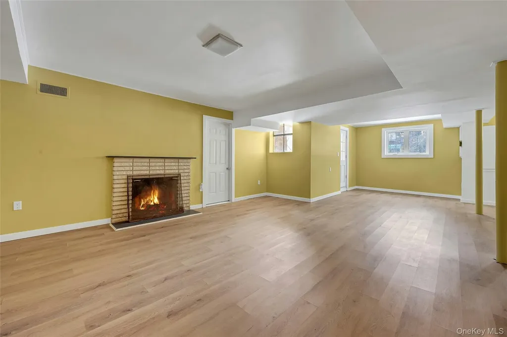 11 Beverly Place Larchmont NY 10538